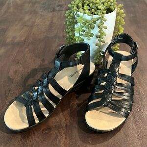 Beartraps Havannah Black Sandals 8.5